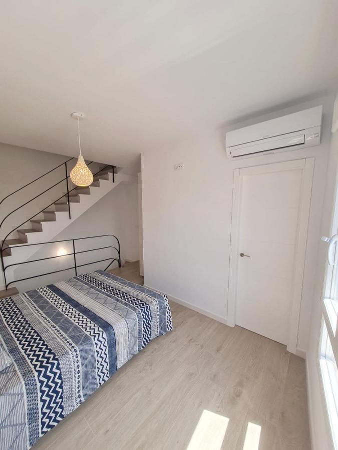 Gemini Conil Villa โกนิล เด ลาฟรอนเตรา ภายนอก รูปภาพ